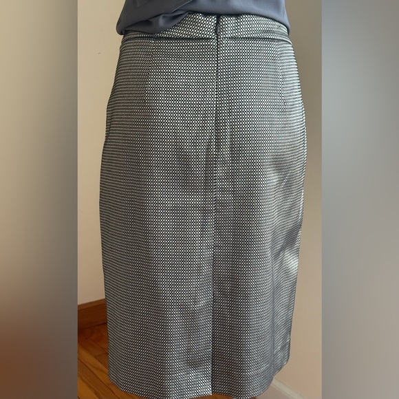 Ann Taylor NWT Beautiful Metallic Gold & Black Small Checker Design Midi… - Picture 3 of 14